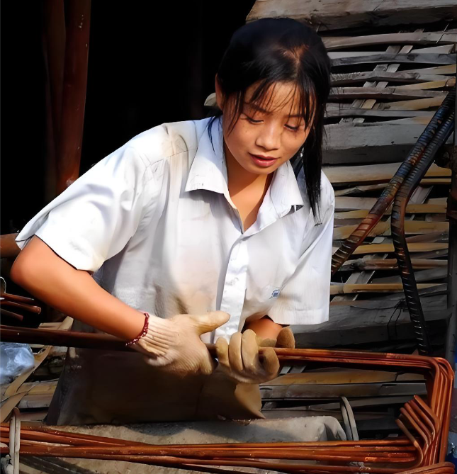 Người phụ nữ nuôi em gái thành luật sư, cho tiền mua nhà, cưới chồng, đến khi bệnh nặng xin ở nhờ, em đáp: "Nhà em đang có khách"- Ảnh 1.