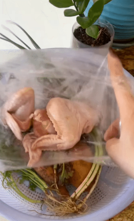 Vợ đảm miền Tây đi chợ hết 90 nghìn/ngày cho gia đình 4 người ăn 2 bữa, mỗi tháng hết 2,7 triệu tiền ăn mà chẳng ai tin nổi- Ảnh 2.