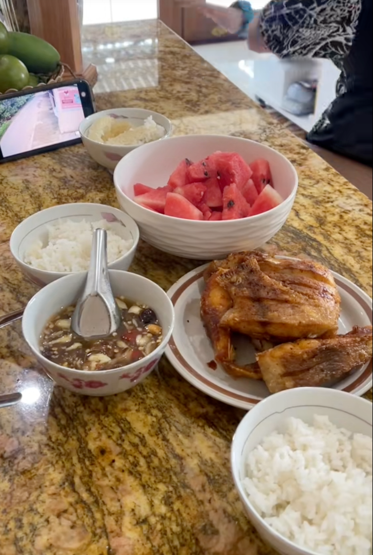 Vợ đảm miền Tây đi chợ hết 90 nghìn/ngày cho gia đình 4 người ăn 2 bữa, mỗi tháng hết 2,7 triệu tiền ăn mà chẳng ai tin nổi- Ảnh 9.