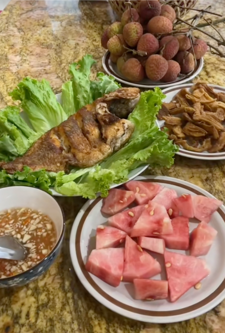 Vợ đảm miền Tây đi chợ hết 90 nghìn/ngày cho gia đình 4 người ăn 2 bữa, mỗi tháng hết 2,7 triệu tiền ăn mà chẳng ai tin nổi- Ảnh 8.