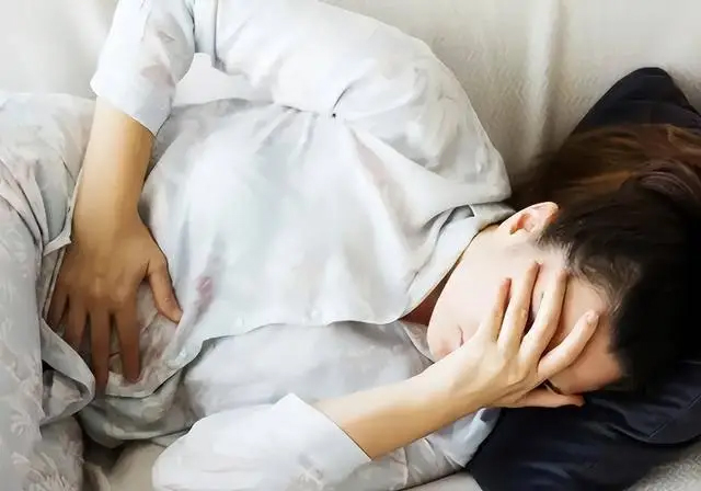 Ung thư không lây nhiễm? Các bác sĩ cảnh báo: Đừng ăn mừng quá sớm, 3 loại "virus gây ung thư" có thể lây truyền từ người sang người- Ảnh 1.