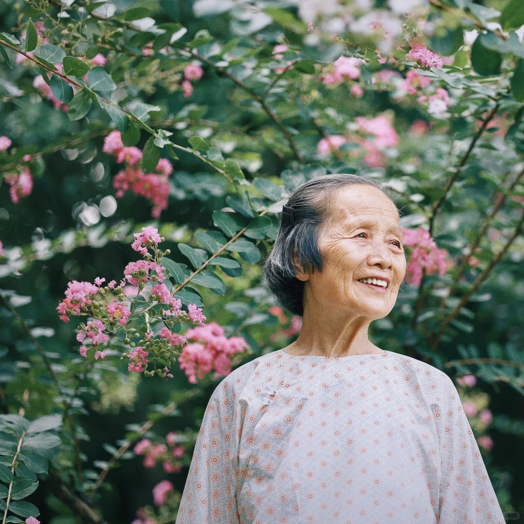 Cảnh báo: 90% người trung niên đang phí hoài "vốn sống" vào 4 điều vô bổ, xem ngay để dừng lại! - Ảnh 2. Cảnh báo: 90% người trung niên đang phí hoài "vốn sống" vào 4 điều vô bổ, xem ngay để dừng lại! - Ảnh 2.