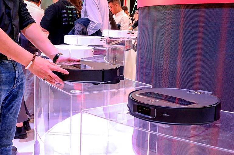 Ông vua robot hút bụi thông minh có nguy cơ phá sản vì đối thủ Trung Quốc: Thị phần từ 80% xuống còn chưa đến 6%, dù giá rẻ hơn cũng không thể cạnh tranh