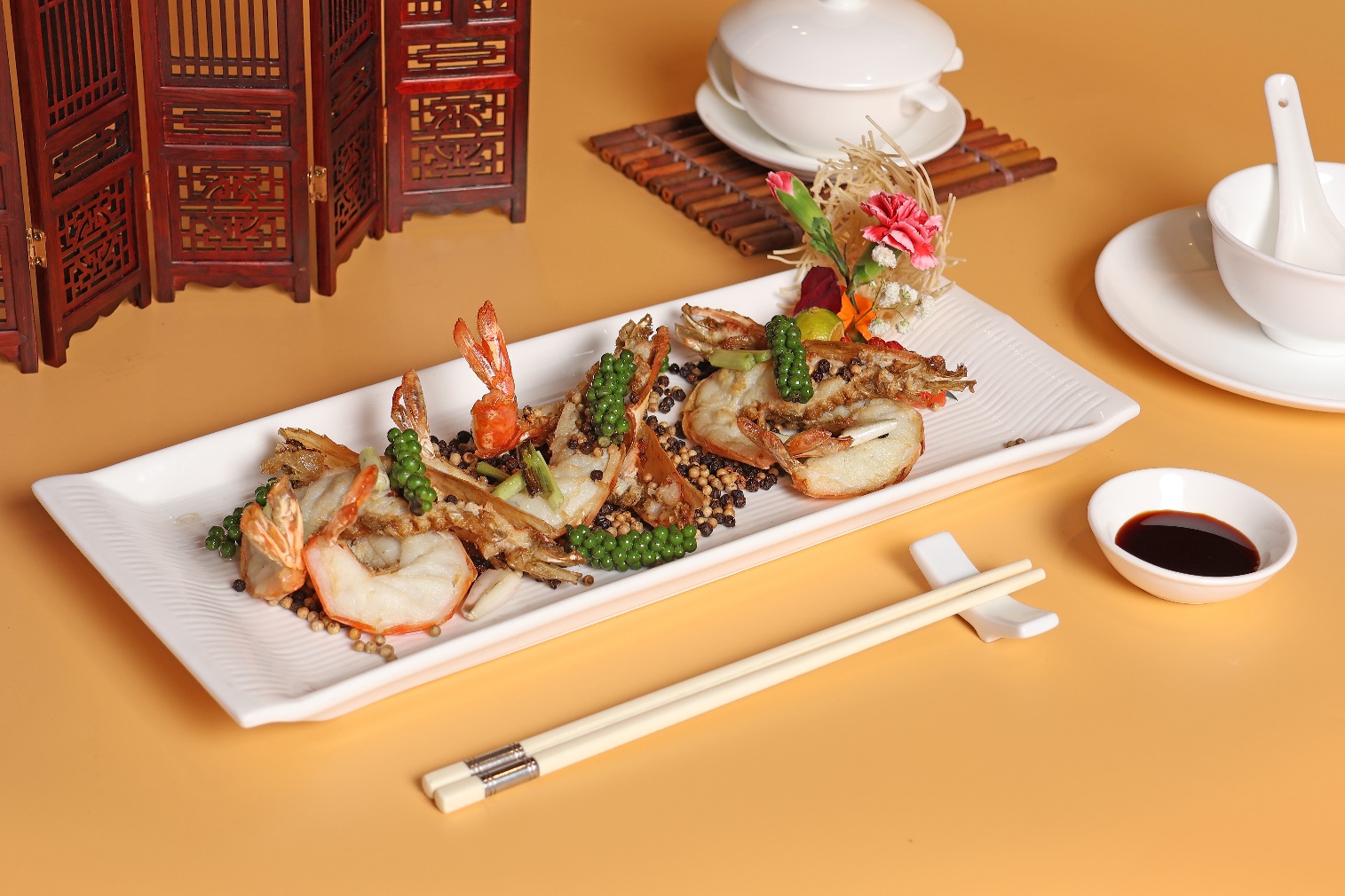 Ngân Đình Sài Gòn giới thiệu ba món ăn hải sản mùa thu đông đầy mê hoặc - Ảnh 2. Ngân Đình Sài Gòn giới thiệu ba món ăn hải sản mùa thu đông đầy mê hoặc - Ảnh 2.