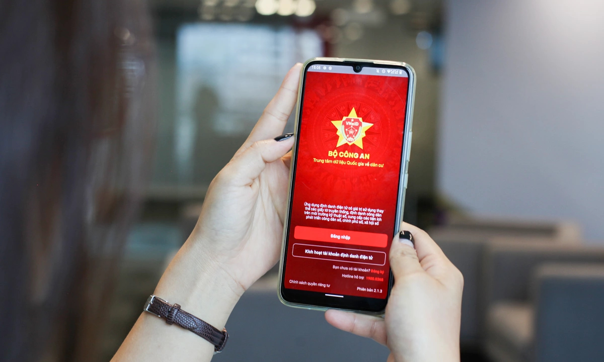 VNeID vừa có loạt thay đổi mới, người dân cập nhật ngay kẻo mất quyền lợi- Ảnh 1. VNeID vừa có loạt thay đổi mới, người dân cập nhật ngay kẻo mất quyền lợi- Ảnh 1.