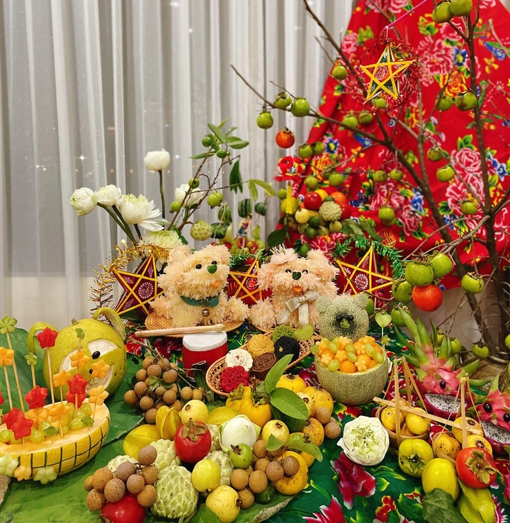 Mâm cúng rằm tháng 8 năm 2025 đầy đủ gồm những gì?- Ảnh 4.