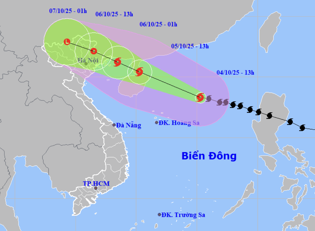 Tin mới nhất về bão số 11 Matmo: Giật cấp 15 gây mưa rất to, 6 tỉnh sau đặc biệt chú ý- Ảnh 1. Tin mới nhất về bão số 11 Matmo: Giật cấp 15 gây mưa rất to, 6 tỉnh sau đặc biệt chú ý- Ảnh 1.