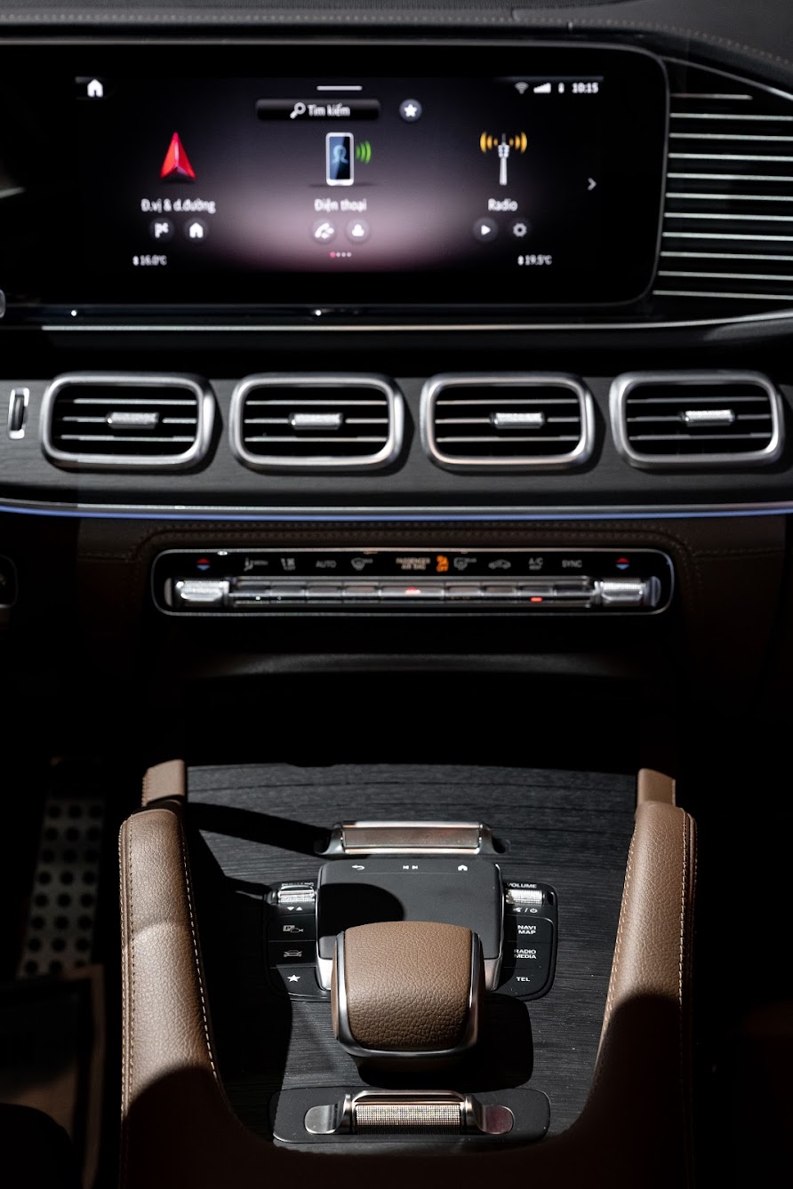 Mercedes-Benz GLS 450 “Edition 30” - phiên bản hiếm, chỉ có 30 xe cho khách Việt- Ảnh 3. Mercedes-Benz GLS 450 “Edition 30” - phiên bản hiếm, chỉ có 30 xe cho khách Việt- Ảnh 3.
