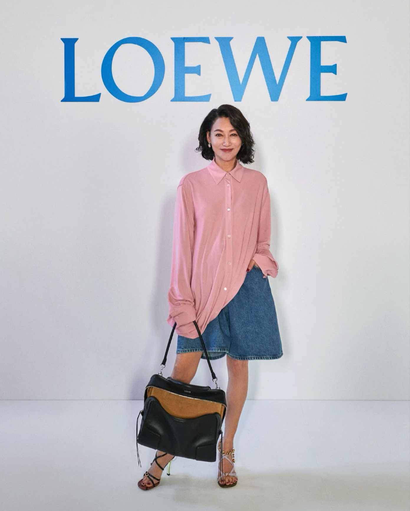 Vương Nhất Bác, Trần Đô Linh và Emrata: Khi LOEWE biến hàng ghế đầu thành “runway thứ hai”- Ảnh 7.