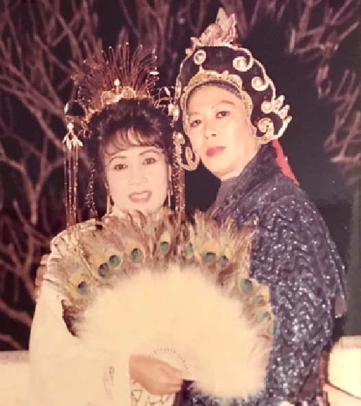 Cuộc đời "Danh ca vọng cổ" 87 tuổi sắp từ Mỹ về nước, muốn ở nhà đệ tử của trùm Điền Quân- Ảnh 2. Cuộc đời "Danh ca vọng cổ" 87 tuổi sắp từ Mỹ về nước, muốn ở nhà đệ tử của trùm Điền Quân- Ảnh 2.