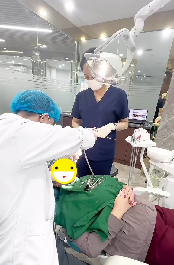 Thấy gì bên trong 2 biệt thự trên 100 tỷ của Hoàng Hường?- Ảnh 6. Thấy gì bên trong 2 biệt thự trên 100 tỷ của Hoàng Hường?- Ảnh 6.