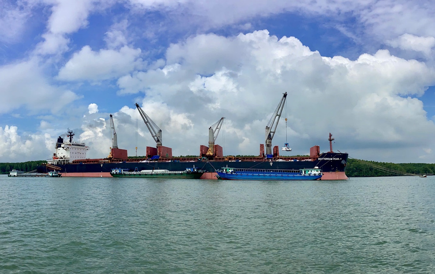 Top 10 thương hiệu tăng trưởng ấn tượng 2025 gọi tên PVCFC - Ảnh 2. Top 10 thương hiệu tăng trưởng ấn tượng 2025 gọi tên PVCFC - Ảnh 2.