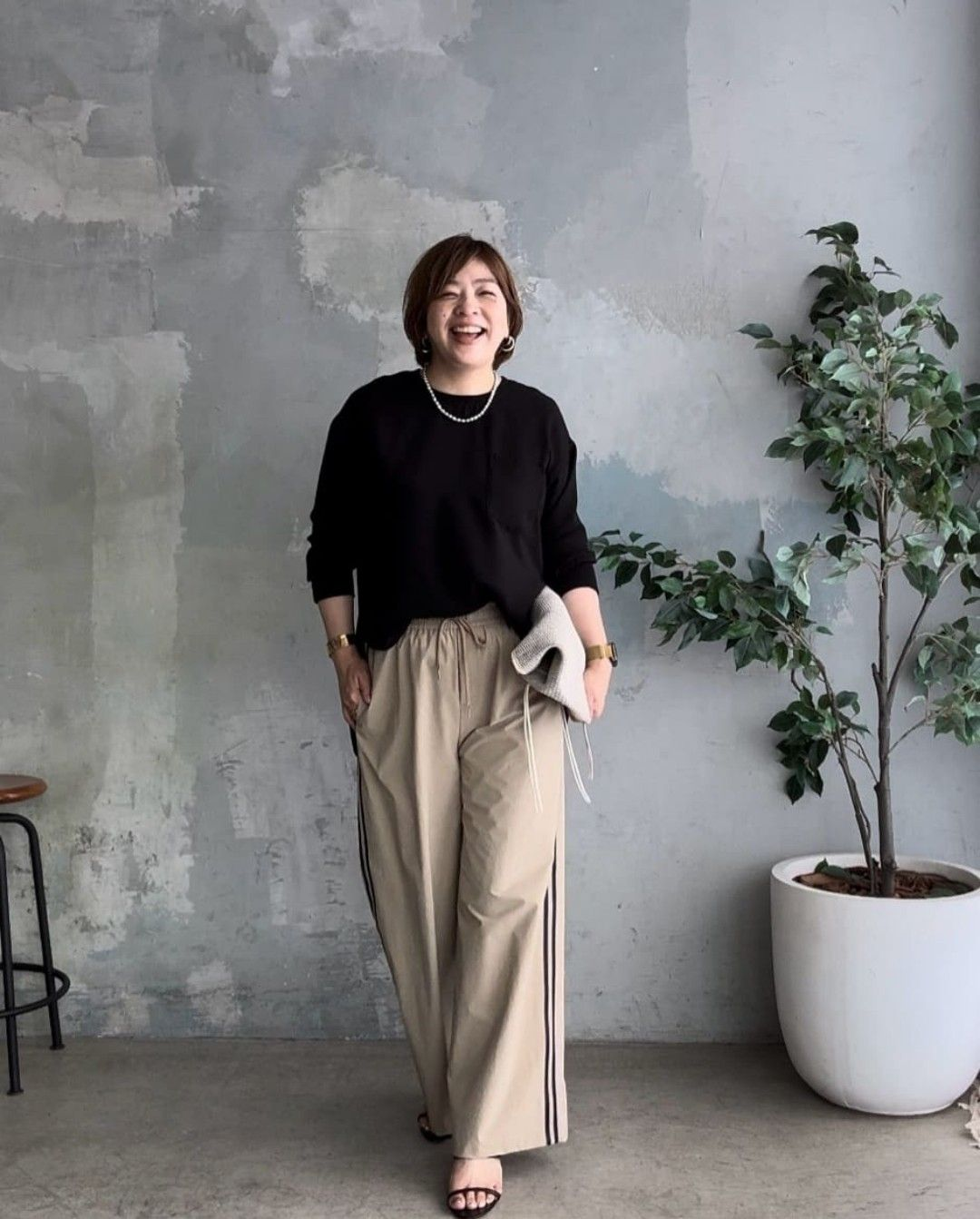 Ở tuổi trung niên nên giữ tiền mặt hay gửi tiết kiệm? Tôi đã thử cả 2 cách trong 1 năm và rút ra bài học lớn thay đổi hẳn tư duy tài chính