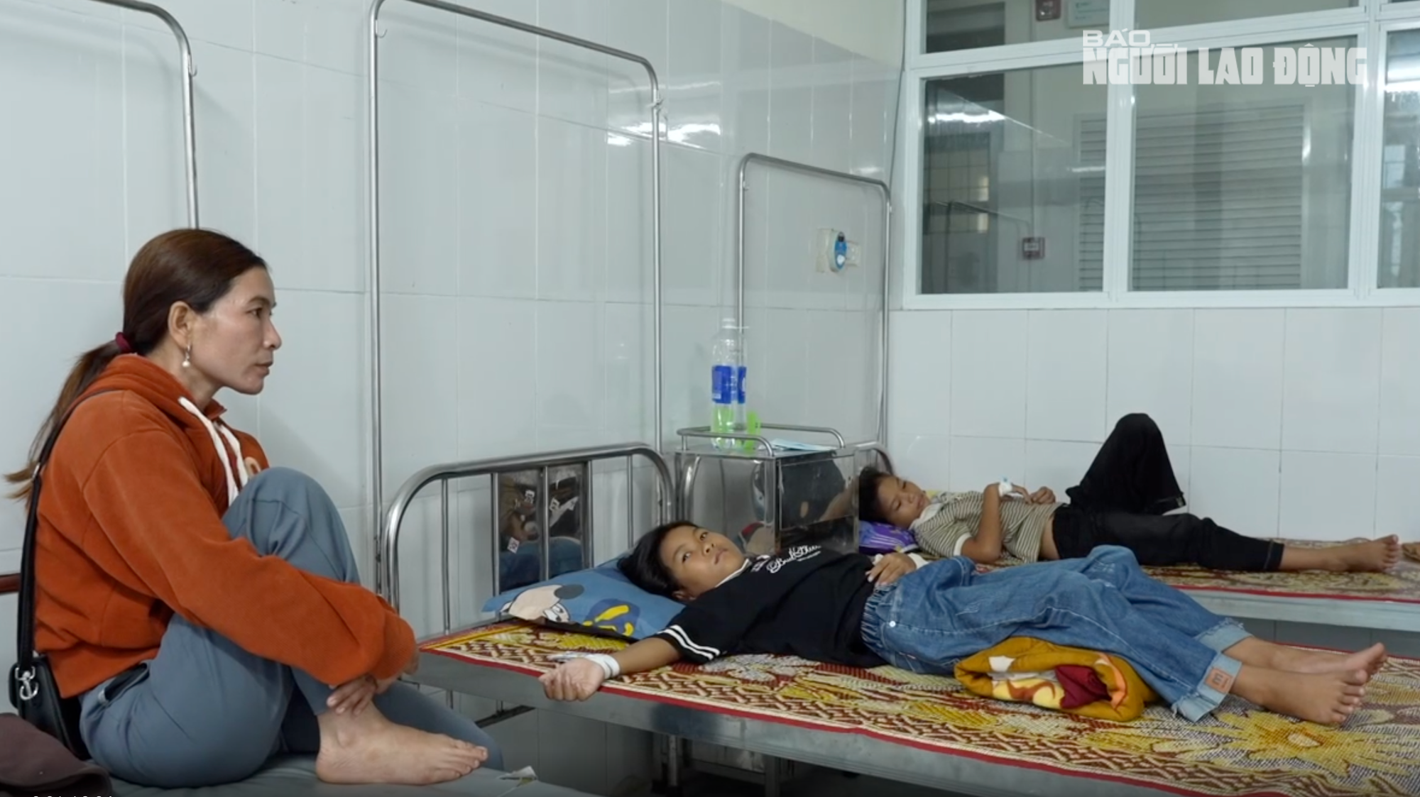 NÓNG: Vụ 40 học sinh nhập viện, bánh tày dương tính với vi khuẩn gây ngộ độc NÓNG: Vụ 40 học sinh nhập viện, bánh tày dương tính với vi khuẩn gây ngộ độc