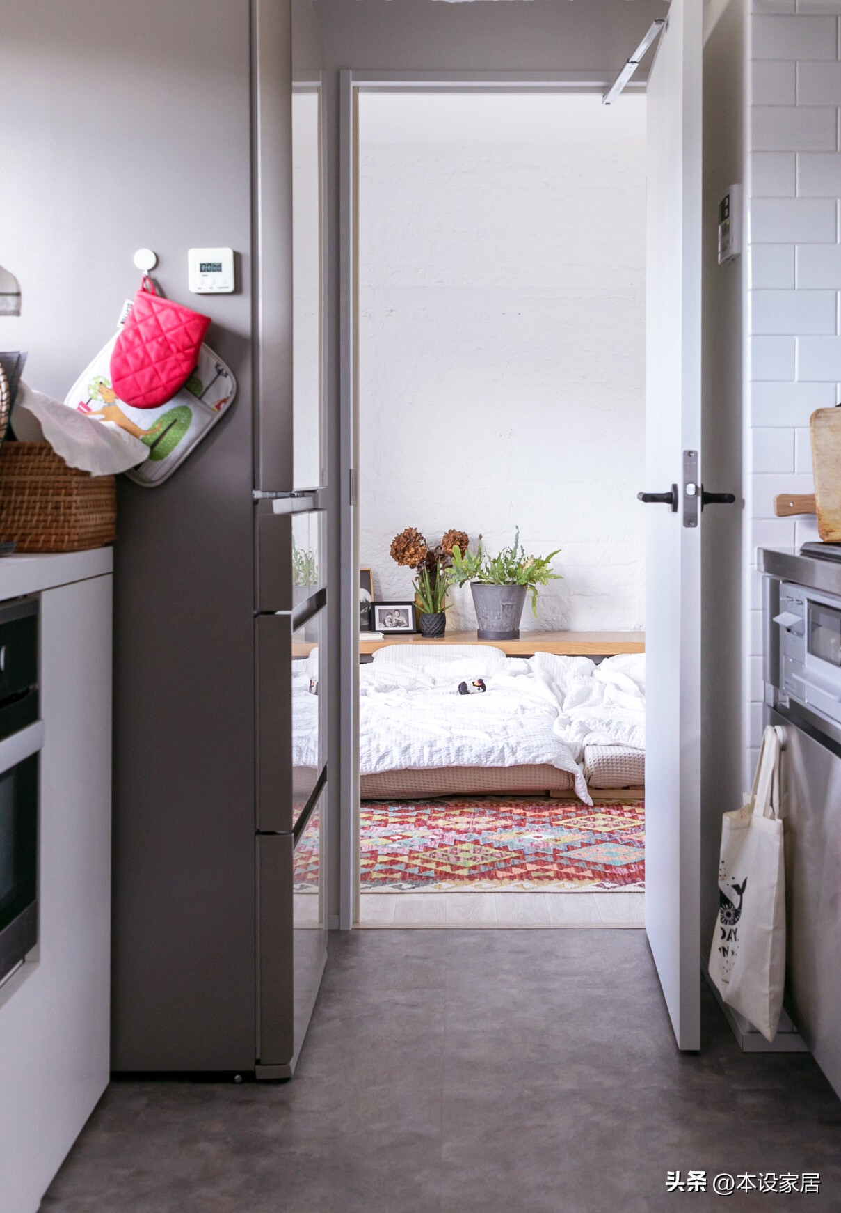 Ở một mình mà vẫn vui: Căn hộ 55m² giúp cô gái 32 tuổi tận hưởng hạnh phúc từng ngày Ở một mình mà vẫn vui: Căn hộ 55m² giúp cô gái 32 tuổi tận hưởng hạnh phúc từng ngày