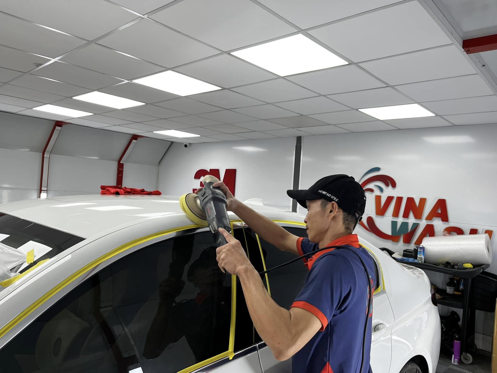 Từ người thợ rửa xe đến ông chủ chuỗi trung tâm chăm sóc ô tô- Ảnh 4. Từ người thợ rửa xe đến ông chủ chuỗi trung tâm chăm sóc ô tô- Ảnh 4.