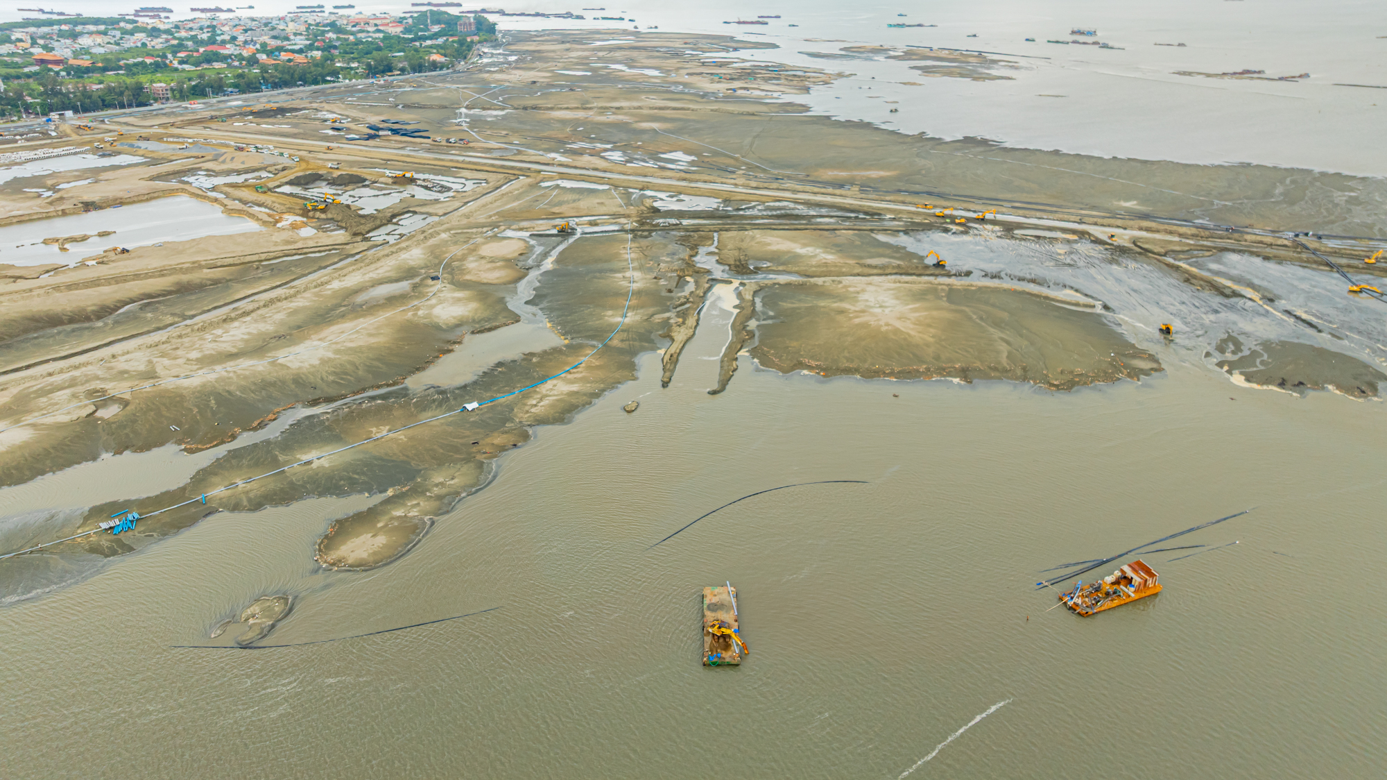Toàn cảnh khu vực sẽ có sân vận động rộng như sân Mỹ Đình, dân số đông như huyện Cần Giờ ở TP.HCM- Ảnh 7. Toàn cảnh khu vực sẽ có sân vận động rộng như sân Mỹ Đình, dân số đông như huyện Cần Giờ ở TP.HCM- Ảnh 7.