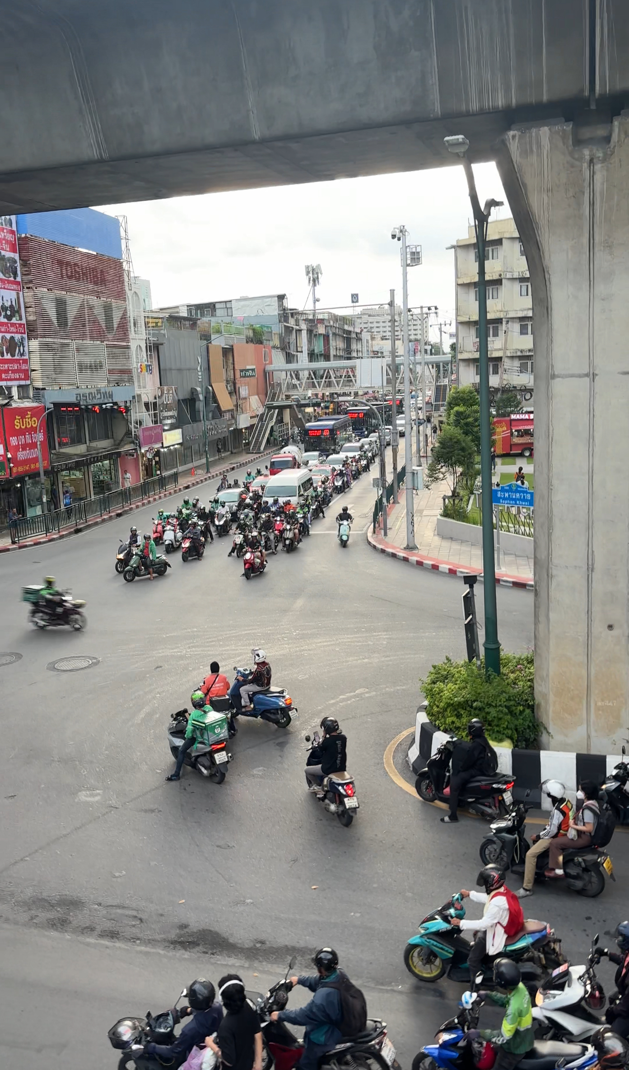 Thái Lan sẽ thu phí hơn 200.000 đồng mỗi du khách khi nhập cảnh- Ảnh 2. Thái Lan sẽ thu phí hơn 200.000 đồng mỗi du khách khi nhập cảnh- Ảnh 2.