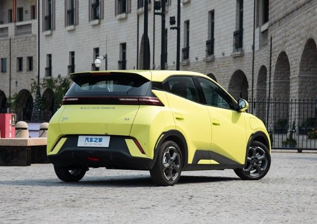 BYD bất ngờ ghi nhận doanh số tăng 880% tại một thị trường 'màu mỡ': Được miễn thuế đối với xe điện, hấp dẫn hơn cả Mỹ, EU- Ảnh 1.