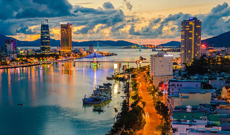 Đất nền và chung cư tại Đà Nẵng đồng loạt bùng nổ 1 Đất nền và chung cư tại Đà Nẵng đồng loạt bùng nổ - Ảnh 1.
