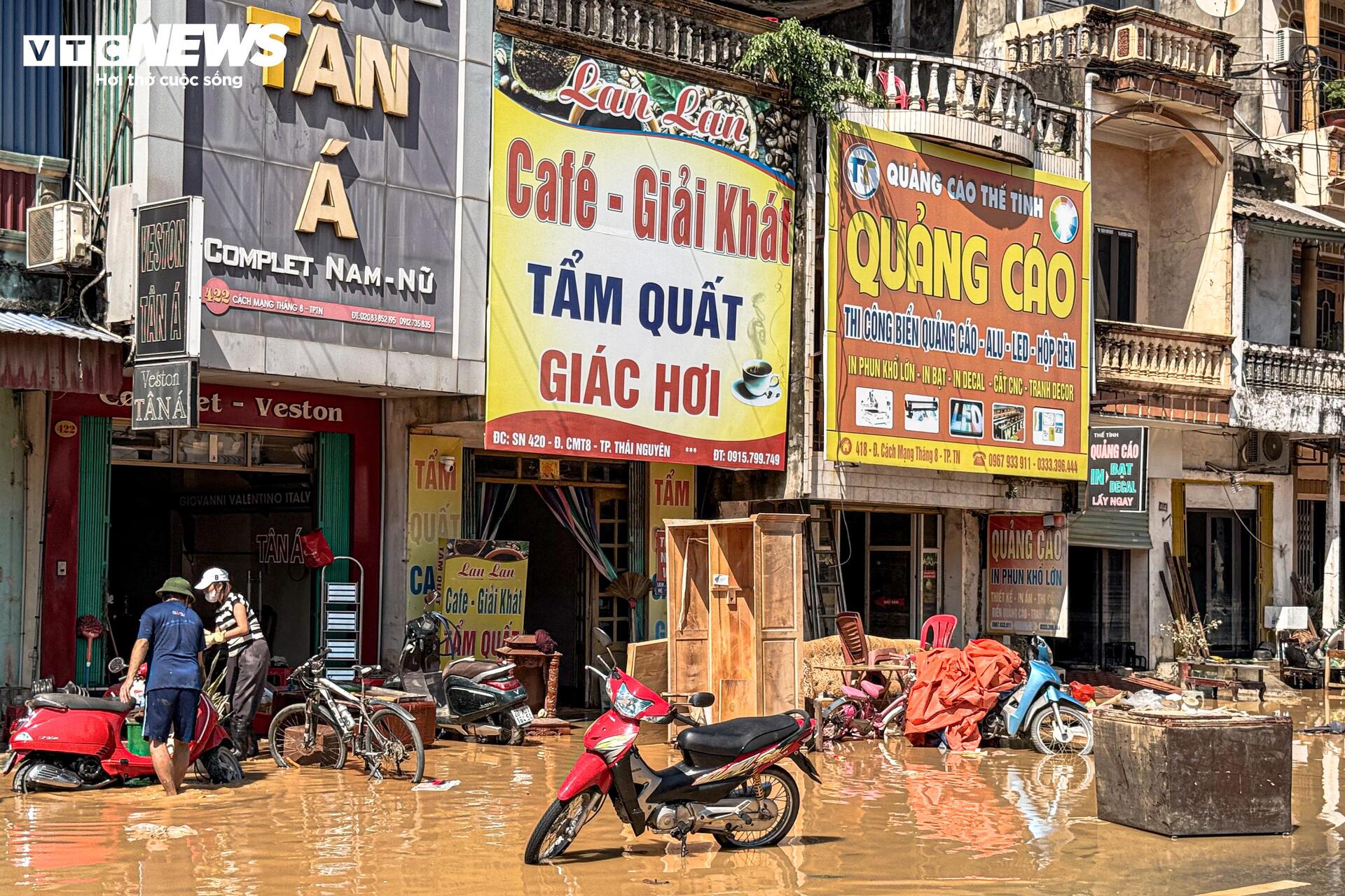 Hình ảnh Thái Nguyên tan hoang sau lũ lịch sử- Ảnh 7. Hình ảnh Thái Nguyên tan hoang sau lũ lịch sử- Ảnh 7.