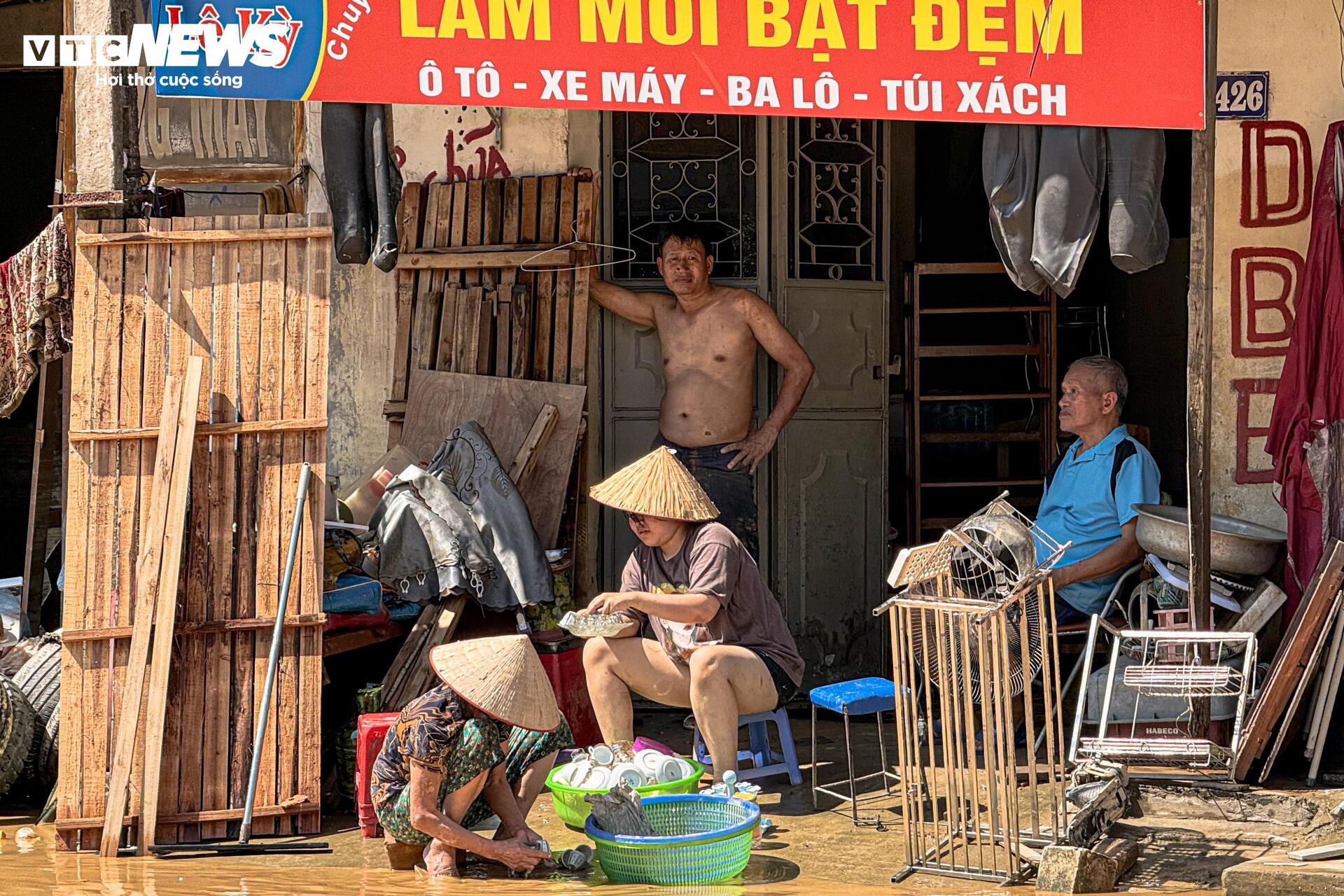 Hình ảnh Thái Nguyên tan hoang sau lũ lịch sử- Ảnh 11. Hình ảnh Thái Nguyên tan hoang sau lũ lịch sử- Ảnh 11.