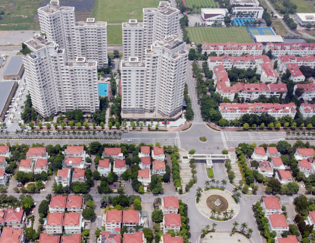 Bất ngờ tại dự án tỷ USD của tỷ phú Nguyễn Thị Phương Thảo: Một doanh nghiệp BĐS “quay xe” vì lãi vay “nuốt” hết lợi nhuận- Ảnh 2. Bất ngờ tại dự án tỷ USD của tỷ phú Nguyễn Thị Phương Thảo: Một doanh nghiệp BĐS “quay xe” vì lãi vay “nuốt” hết lợi nhuận- Ảnh 2.