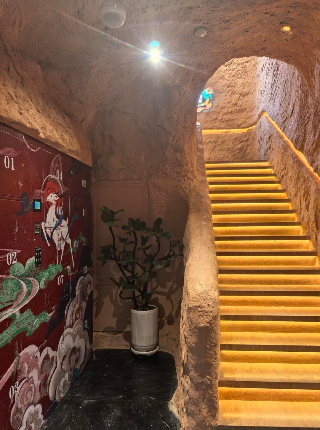 Dân tình đang ùn ùn check-in tại 1 nhà vệ sinh công cộng: Thật sự mê hoặc, không ai muốn rời đi- Ảnh 5.