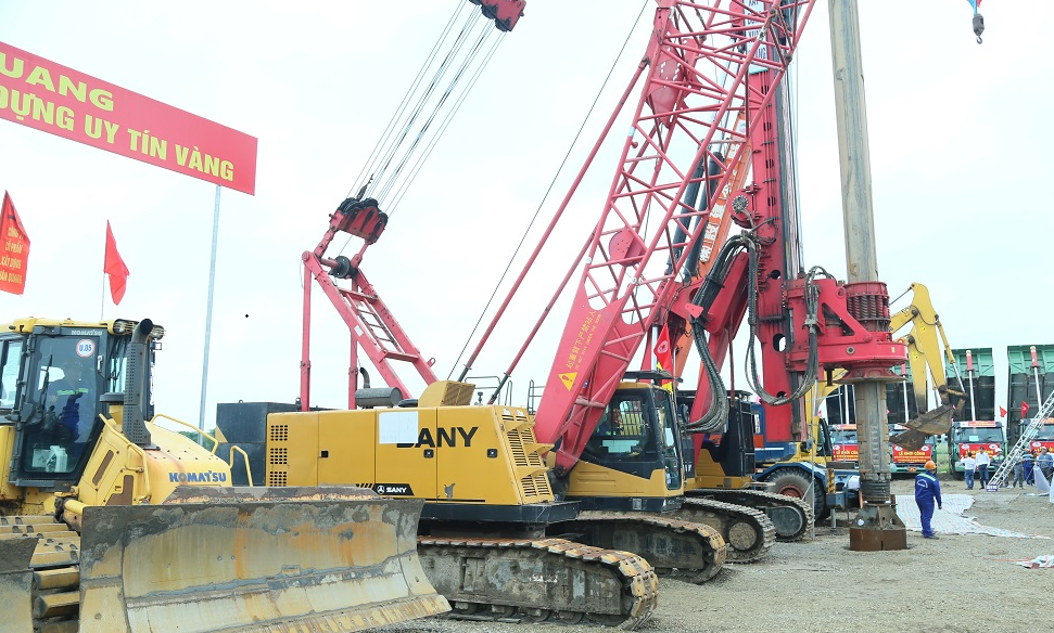 Hưng Yên khởi công tuyến đường đặt biệt quan trọng gần 5.000 tỷ đồng, đi qua 7 xã, phường kết nối phường Thái Bình với Phố Hiến- Ảnh 2. Hưng Yên khởi công tuyến đường đặt biệt quan trọng gần 5.000 tỷ đồng, đi qua 7 xã, phường kết nối phường Thái Bình với Phố Hiến- Ảnh 2.