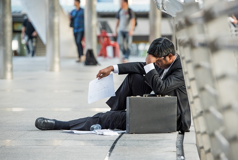 “Kim bài miễn tử” mang tên bằng cấp đã mất hiệu lực: Hàng triệu nhân sự “cổ cồn trắng” đối mặt với làn sóng thất nghiệp mới- Ảnh 2. “Kim bài miễn tử” mang tên bằng cấp đã mất hiệu lực: Hàng triệu nhân sự “cổ cồn trắng” đối mặt với làn sóng thất nghiệp mới- Ảnh 2.