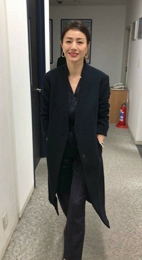 Ở tuổi 45, tôi đã thử 3 cách chia tiền phổ biến của phụ nữ trung niên – và chỉ 1 cách giúp tôi thật sự dư mỗi tháng- Ảnh 1. Ở tuổi 45, tôi đã thử 3 cách chia tiền phổ biến của phụ nữ trung niên – và chỉ 1 cách giúp tôi thật sự dư mỗi tháng- Ảnh 1.