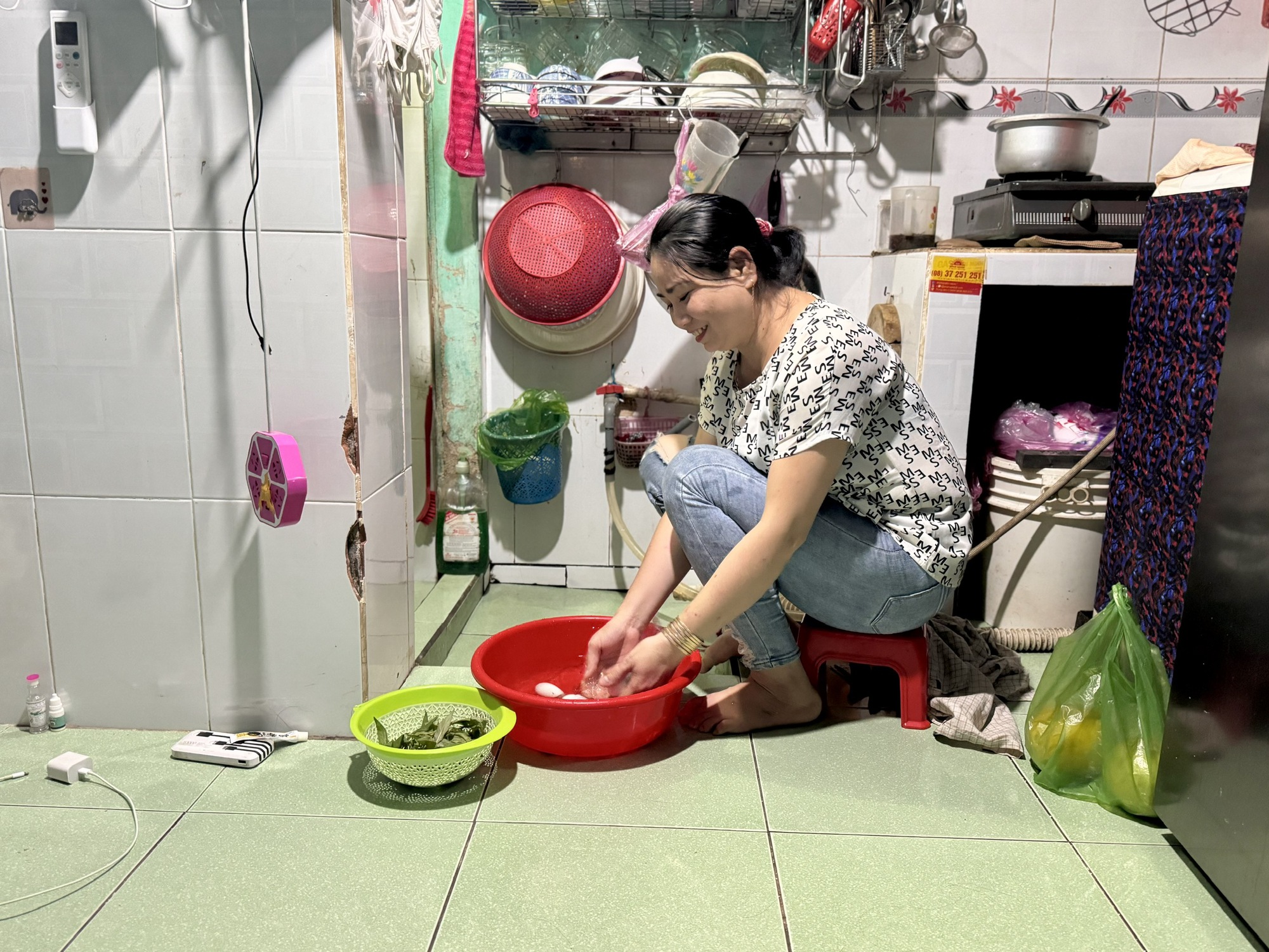 Chi tiết mức lương tối thiểu vùng áp dụng tại địa bàn phường, xã trong cả nước - Ảnh 1.