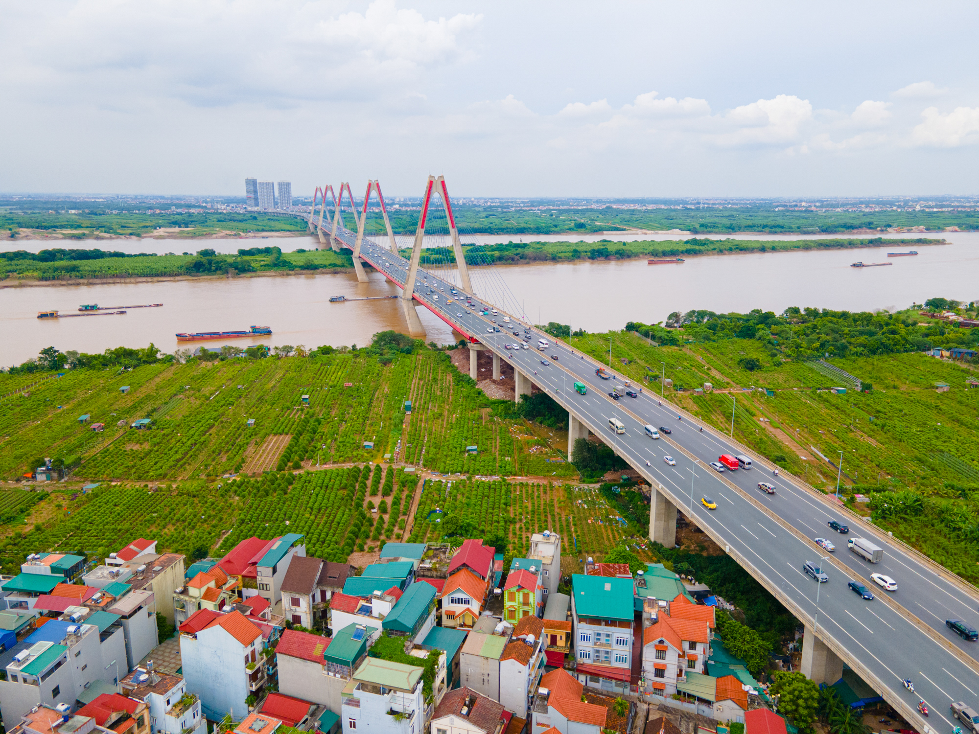 Cầu 2 tầng, cầu đắt nhất Hà Nội và loạt con đường kết nối...đang biến Mê Linh trở "điểm nóng" cho nhà đầu tư bất động sản cuối năm - Ảnh 4. Cầu 2 tầng, cầu đắt nhất Hà Nội và loạt con đường kết nối...đang biến Mê Linh trở "điểm nóng" cho nhà đầu tư bất động sản cuối năm - Ảnh 4.