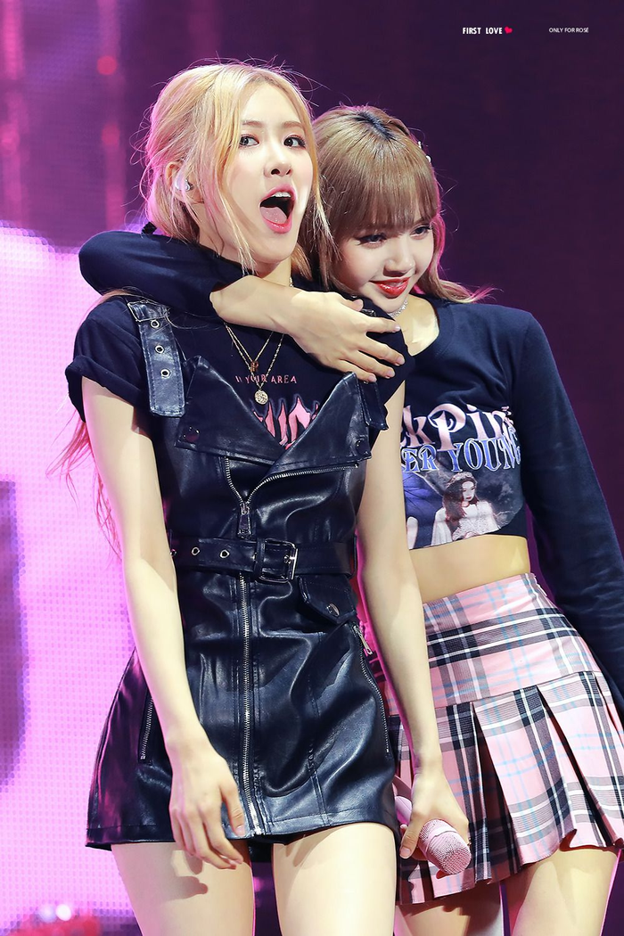 Choáng váng vì Jungkook (BTS) bị "phốt": Là tra nam, đã đưa 4 cô gái về nhà chỉ trong 1 tháng? - Ảnh 6. Choáng váng vì Jungkook (BTS) bị "phốt": Là tra nam, đã đưa 4 cô gái về nhà chỉ trong 1 tháng? - Ảnh 6.