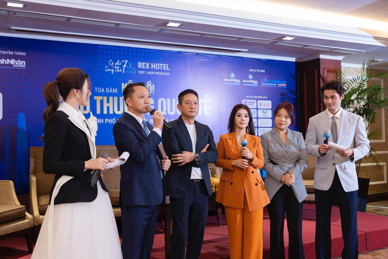 Từ Thượng Hải đến Fukuoka - Hải trình đặc biệt kết nối thương mại, lan toả văn hoá - Ảnh 1.