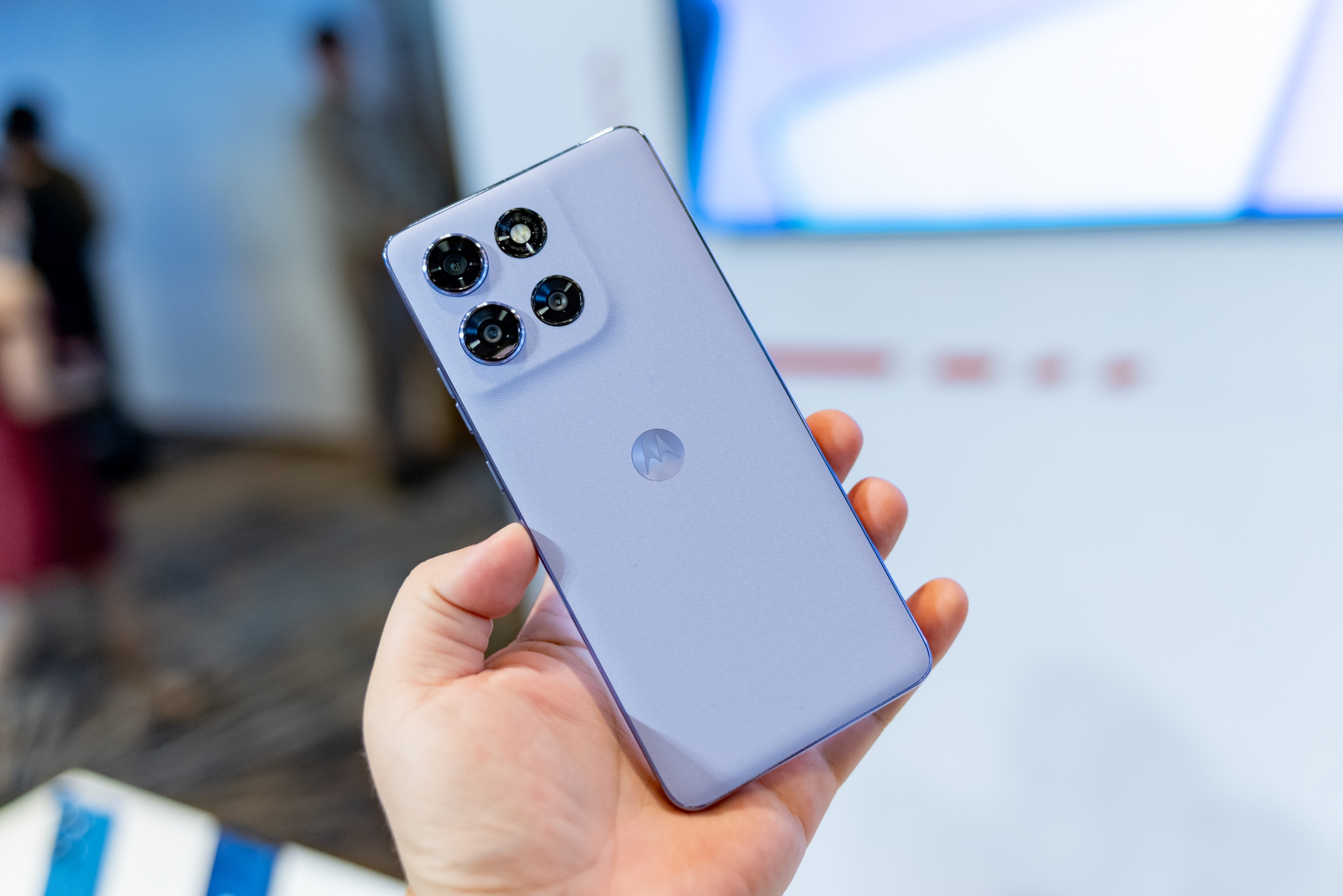 Cuộc tái xuất của Motorola: Tung 5 smartphone mới tại Việt Nam, từ flagship gập đến dòng phổ thông cận giá rẻ- Ảnh 3.