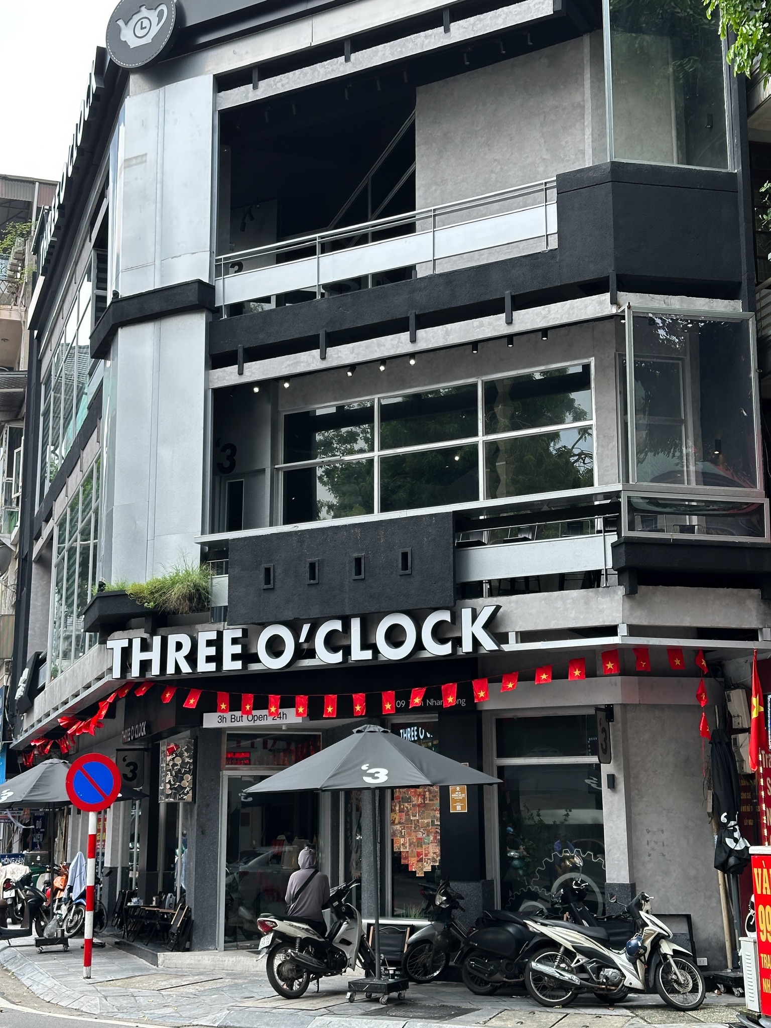 Nhìn thấy gì khi các thương hiệu F&B nổi tiếng của TP.HCM lần lượt khai trương tại Hà Nội? - Ảnh 3.