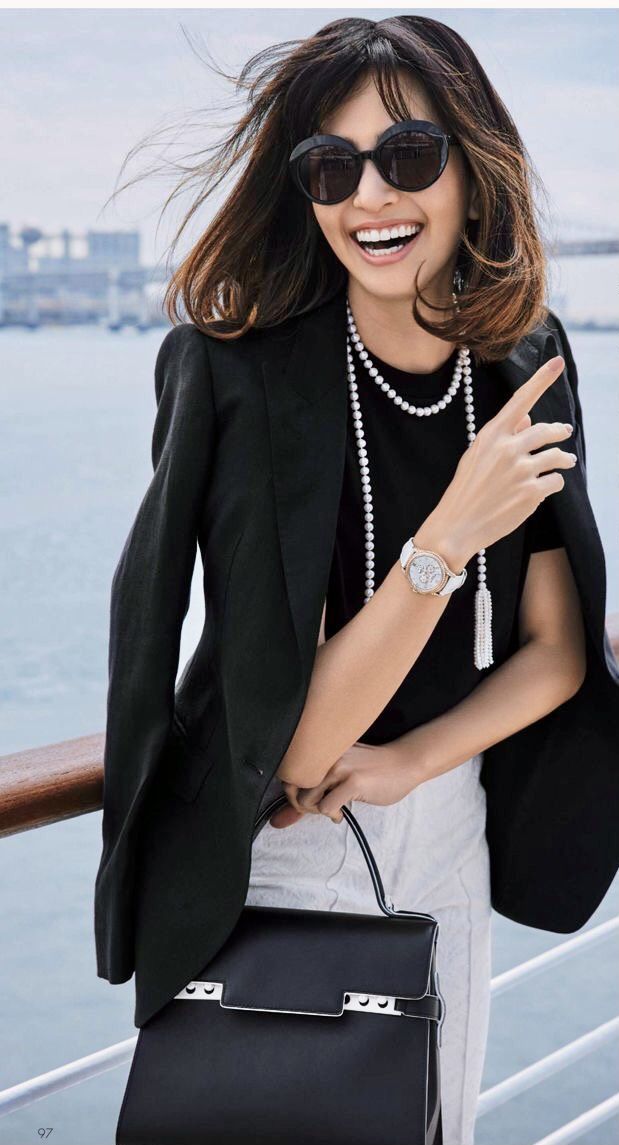 Họp lớp tuổi 40: Chi đúng 3 món thì sang hẳn, chi sai 3 món là phí tiền vô ích