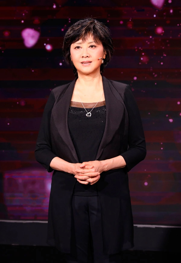 Mỹ nhân đẹp nhất "Tây du ký" U80 trẻ như 40: Có nguyên tắc ăn "1 ít, 1 nhiều" chống già, khỏe xương khớp, đi đứng nhanh nhẹn như thanh niên lại còn tràn đầy khí chất- Ảnh 5. Mỹ nhân đẹp nhất "Tây du ký" U80 trẻ như 40: Có nguyên tắc ăn "1 ít, 1 nhiều" chống già, khỏe xương khớp, đi đứng nhanh nhẹn như thanh niên lại còn tràn đầy khí chất- Ảnh 5.