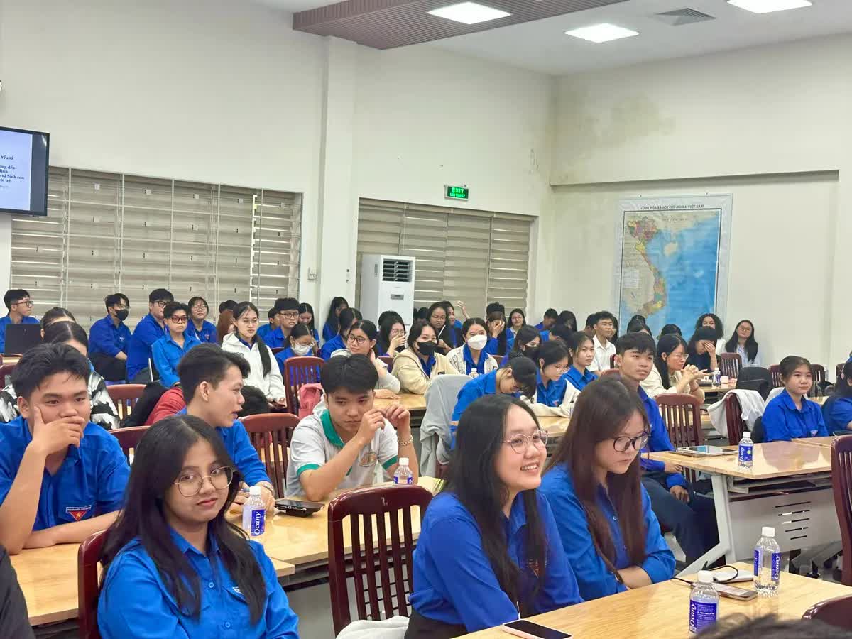 Giới trẻ nói gì về việc ngại kết hôn và sinh con?- Ảnh 5. Giới trẻ nói gì về việc ngại kết hôn và sinh con?- Ảnh 5.