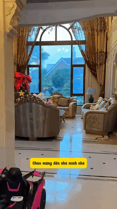 Phú bà sống trong biệt thự 185 tỷ: Lộng lẫy đến mức sang chấn thị giác, Google cạn từ khen Phú bà sống trong biệt thự 185 tỷ: Lộng lẫy đến mức sang chấn thị giác, Google cạn từ khen