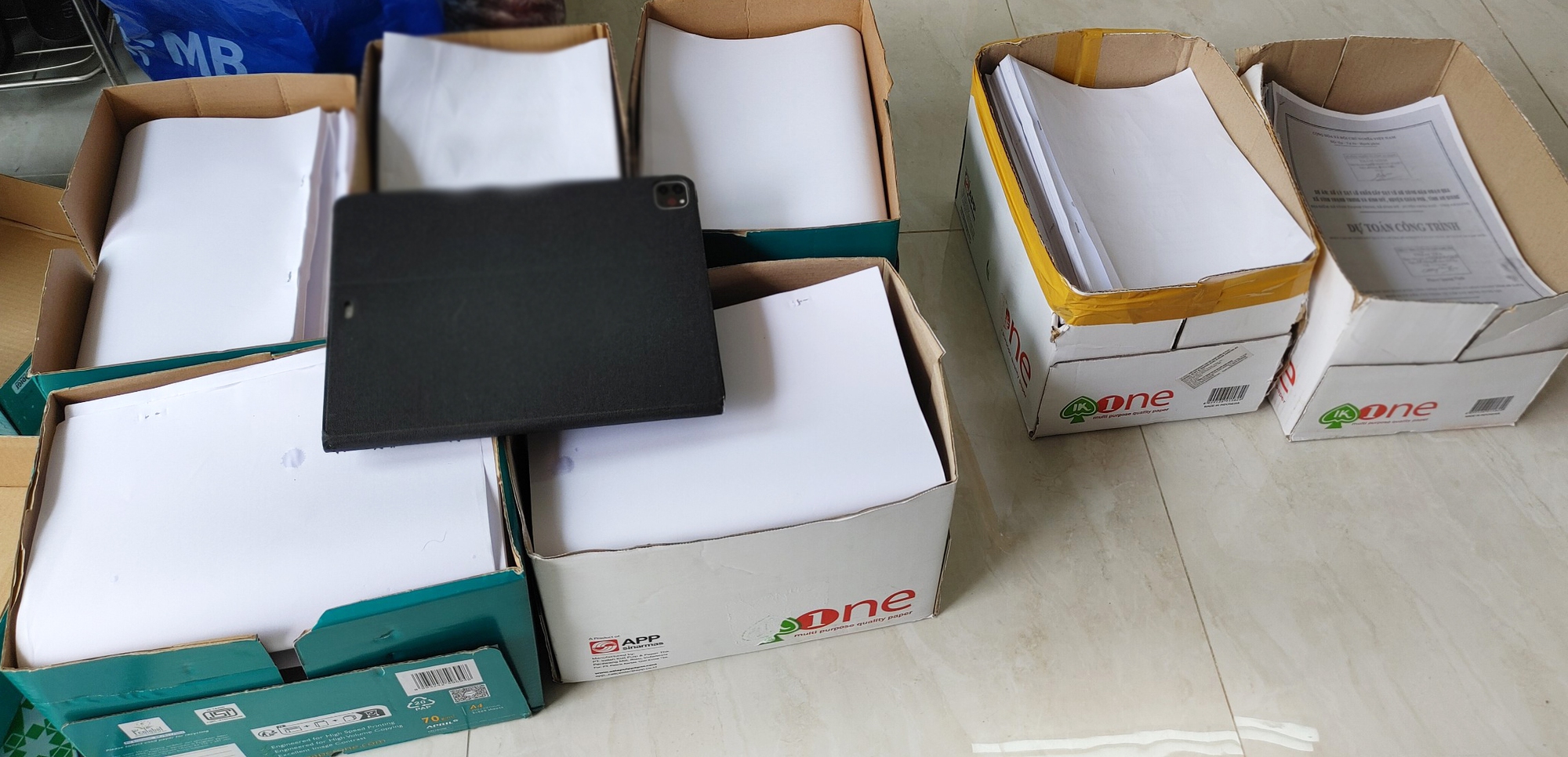 Bắt giám đốc Ban Quản lý Dự án đầu tư xây dựng ở An Giang- Ảnh 2. Bắt giám đốc Ban Quản lý Dự án đầu tư xây dựng ở An Giang- Ảnh 2.