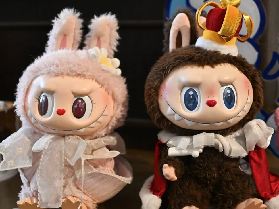 Sự xì hơi của cơn sốt Labubu và đế chế Pop Mart: Bong bóng ngành đồ chơi lần thứ 2 sắp sụp đổ sau vụ Beanie Babies?- Ảnh 1.