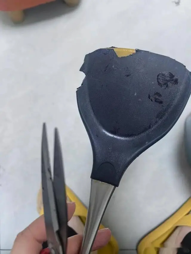 Nghe thì khó tin nhưng 5 món đồ quen thuộc này trong nhà bếp lại đang khiến cả nhà bạn hít phải "chất độc" mỗi ngày- Ảnh 2. Nghe thì khó tin nhưng 5 món đồ quen thuộc này trong nhà bếp lại đang khiến cả nhà bạn hít phải "chất độc" mỗi ngày- Ảnh 2.