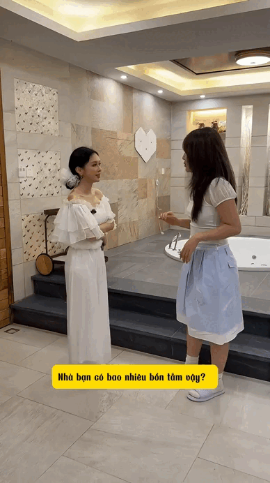 Phú bà sống trong biệt thự 185 tỷ: Lộng lẫy đến mức sang chấn thị giác, Google cạn từ khen Phú bà sống trong biệt thự 185 tỷ: Lộng lẫy đến mức sang chấn thị giác, Google cạn từ khen