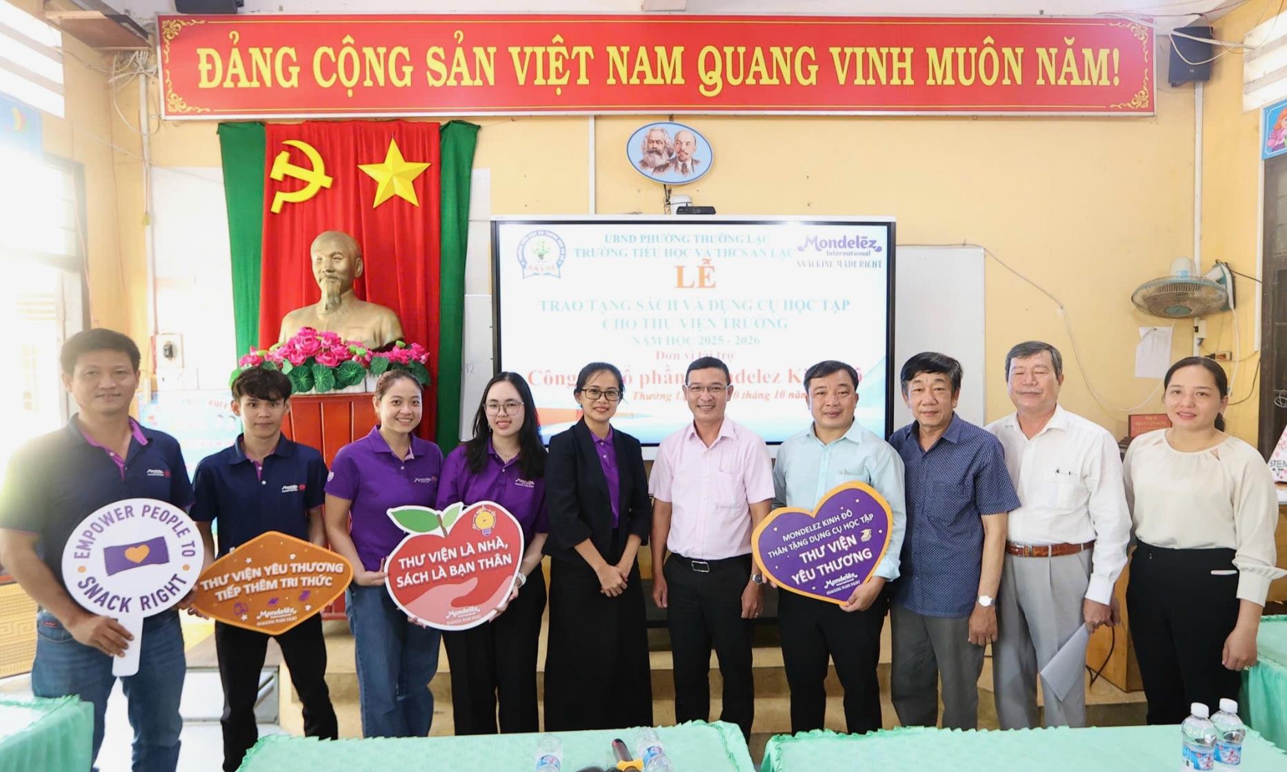 Mondelez Kinh Đô hỗ trợ học tập cho trẻ em vùng xa qua dự án “Thư viện Yêu thương” - Ảnh 1. Mondelez Kinh Đô hỗ trợ học tập cho trẻ em vùng xa qua dự án “Thư viện Yêu thương” - Ảnh 1.