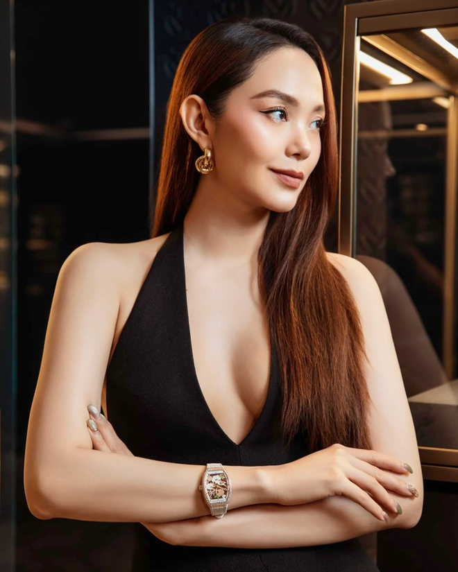 Nữ ca sĩ sở hữu 4 bất động sản triệu đô, 1 miệt vườn 20.000m² nuôi gà- Ảnh 2. Nữ ca sĩ sở hữu 4 bất động sản triệu đô, 1 miệt vườn 20.000m² nuôi gà- Ảnh 2.