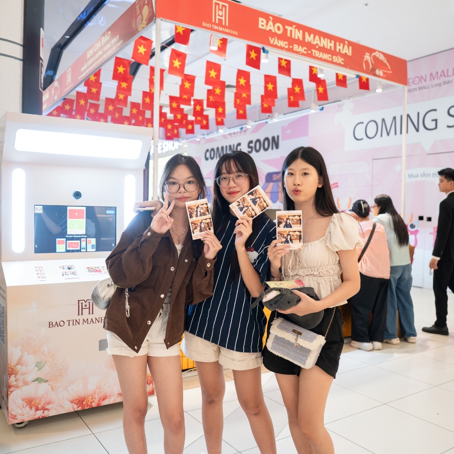 Highlands Coffee đang toan tính gì khi đặt photobooth tại chi nhánh Drive Thru? - Ảnh 9.