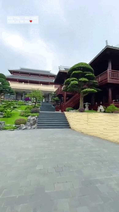 Cận cảnh siêu biệt phủ của trưởng thôn trẻ giàu nhất Việt Nam- Ảnh 6.