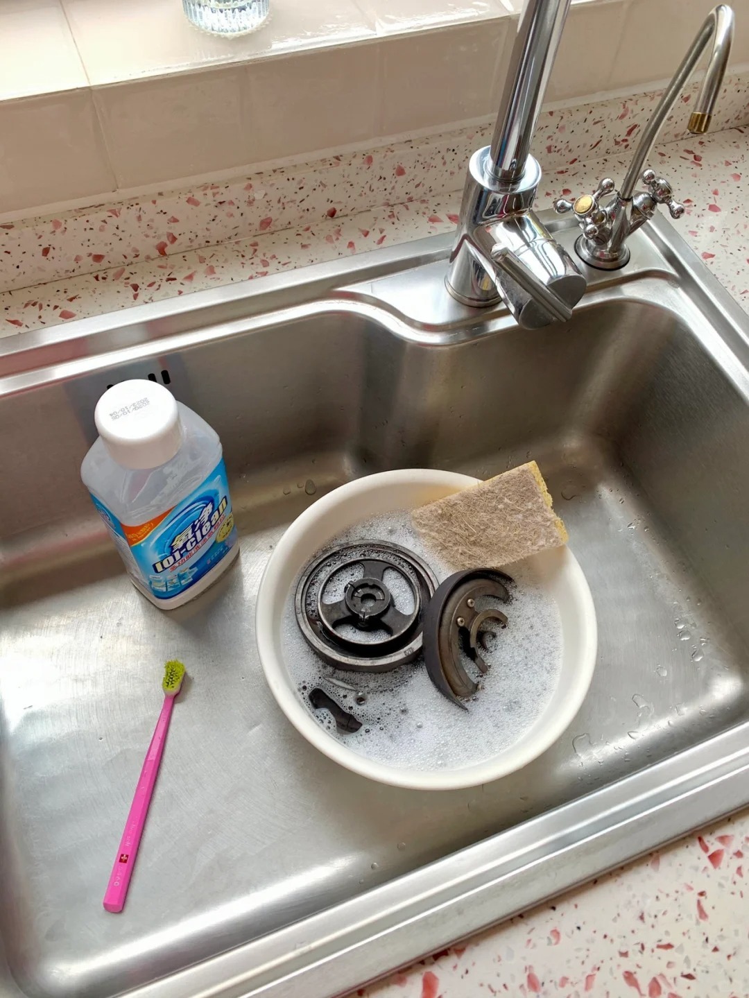 9 chiêu giữ nhà sạch như mới, không tốn một giọt mồ hôi dọn dẹp- Ảnh 2.